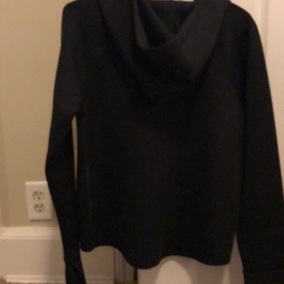 Calia Hoodie! - Picture 4 of 4